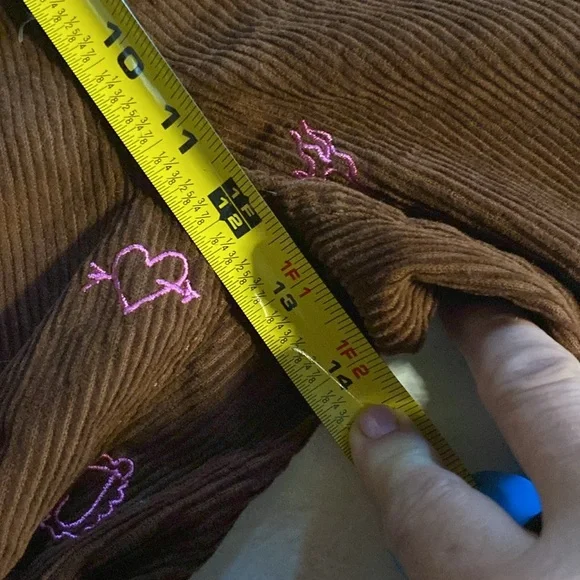 PacSun Brown Cargo Pants with Pink Heart Accents - Picture 9 of 10